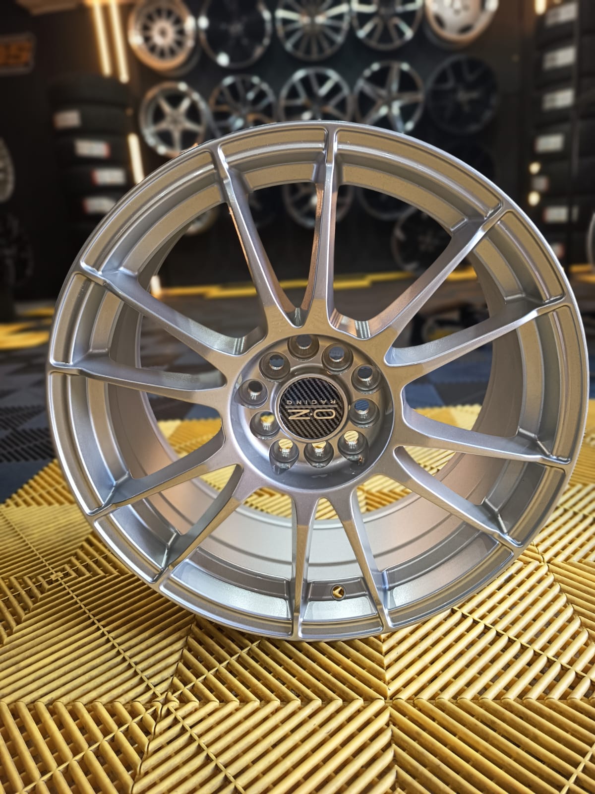 SET DE LLANTAS ALEACION 15X6.5 4*100 / 108 SILVER