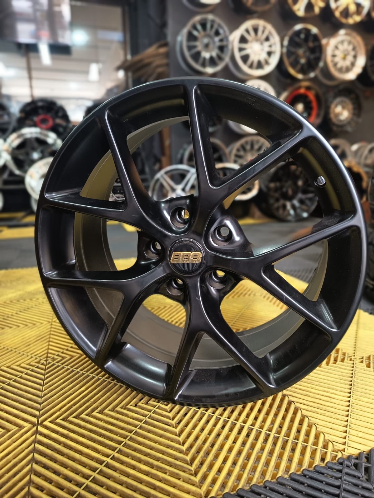 Set de llantas de aleación 18x8  5*120